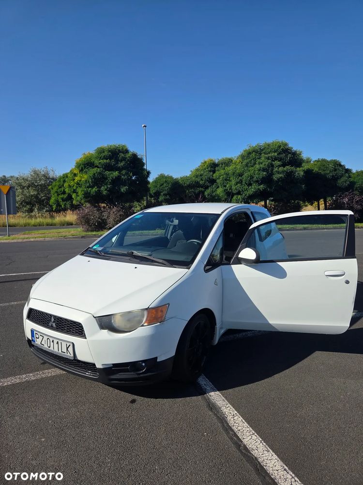 Mitsubishi Colt 1.1 - 3