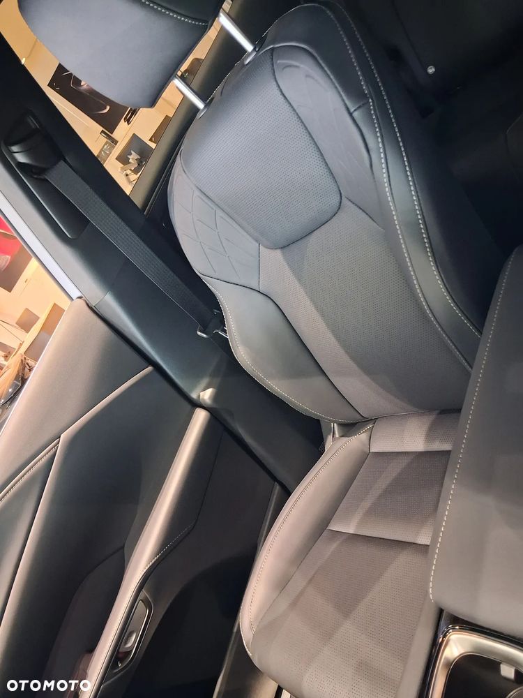 Lexus RX 450h+ Prestige - 22