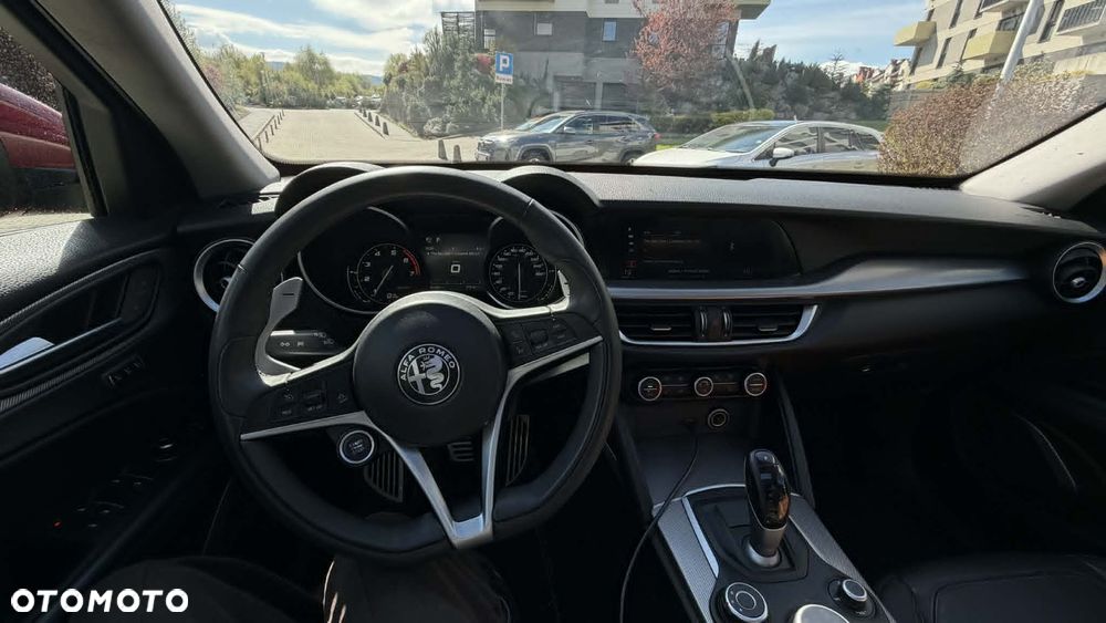 Alfa Romeo Stelvio 2.0 Turbo 16V AT8-Q4 Super - 6