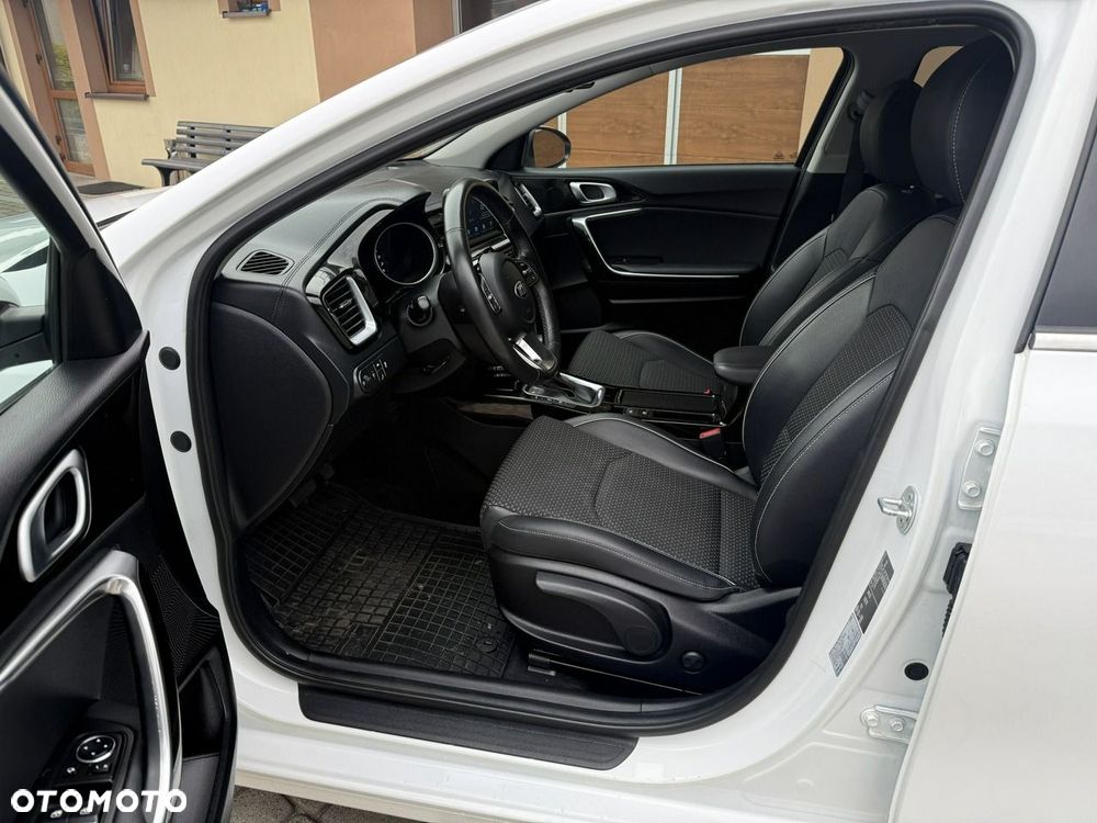 Kia Ceed 1.4 T-GDI L Business Line Plus DCT - 25
