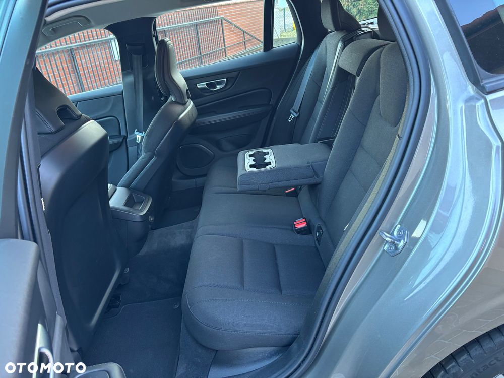 Volvo V60 B3 B Geartronic Momentum Core - 14