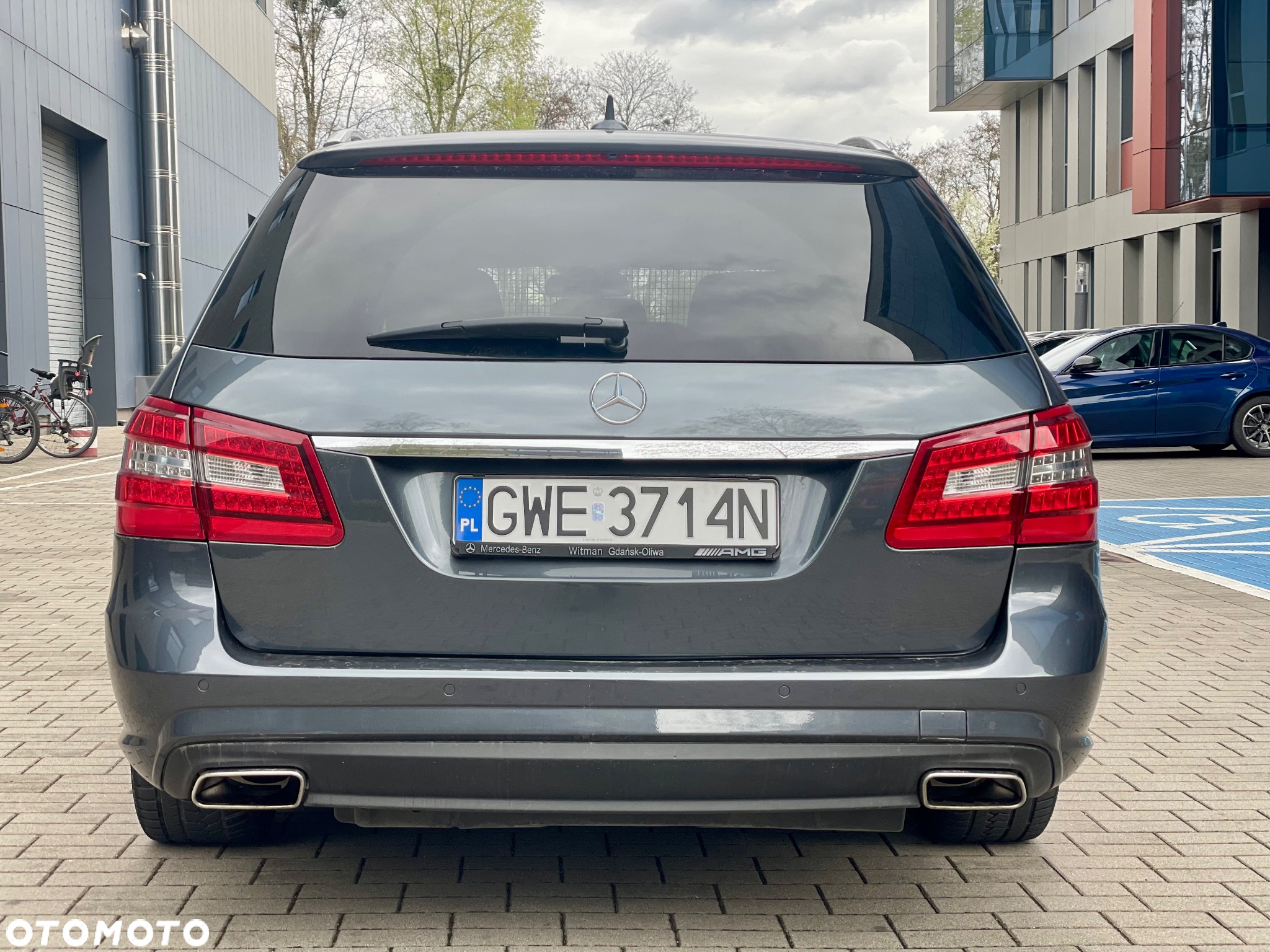 Mercedes-Benz Klasa E 500 T 4Matic 7G-TRONIC Avantgarde - 6