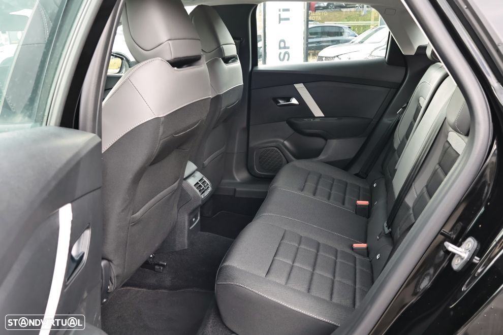 Citroën C4 1.2 Hybrid Plus e-DSC6 - 17