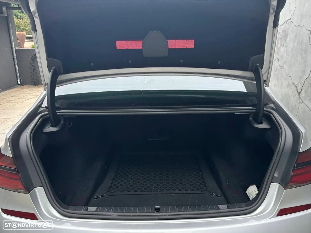 BMW 730 d Pack M - 11