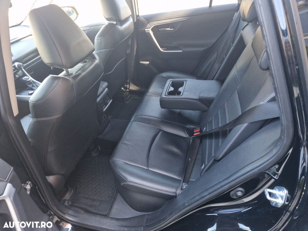 Toyota RAV4 2.5 VVT-iE 4x4 Luxury - 25