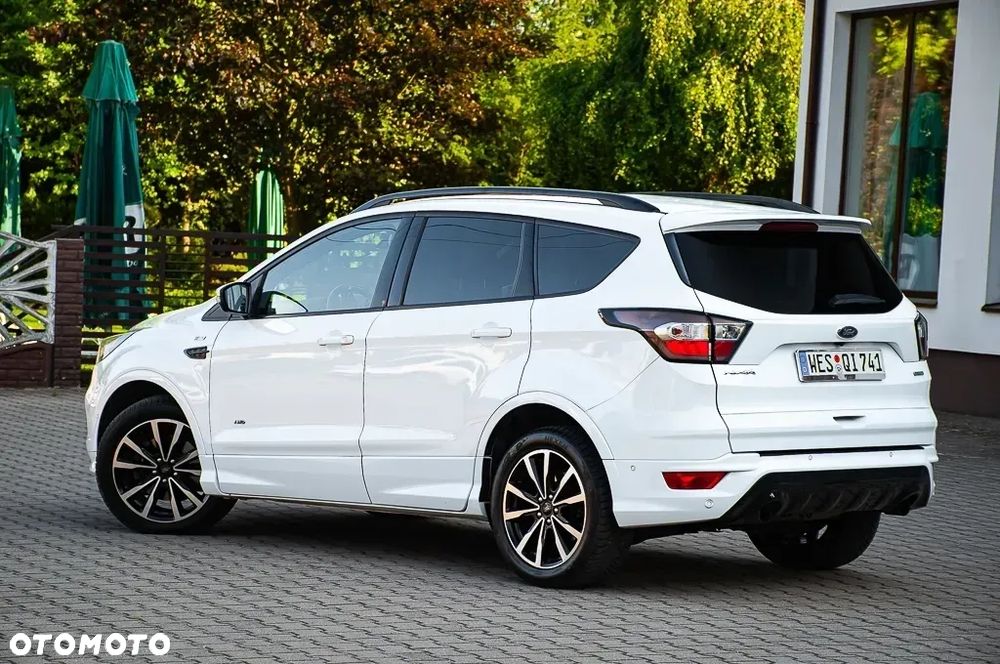 Ford Kuga - 3