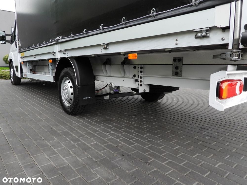 Peugeot BOXER PLANDEKA 10 PALET TEMPOMAT PNEUMATYKA KLIMATYZACJA  165KM - 17