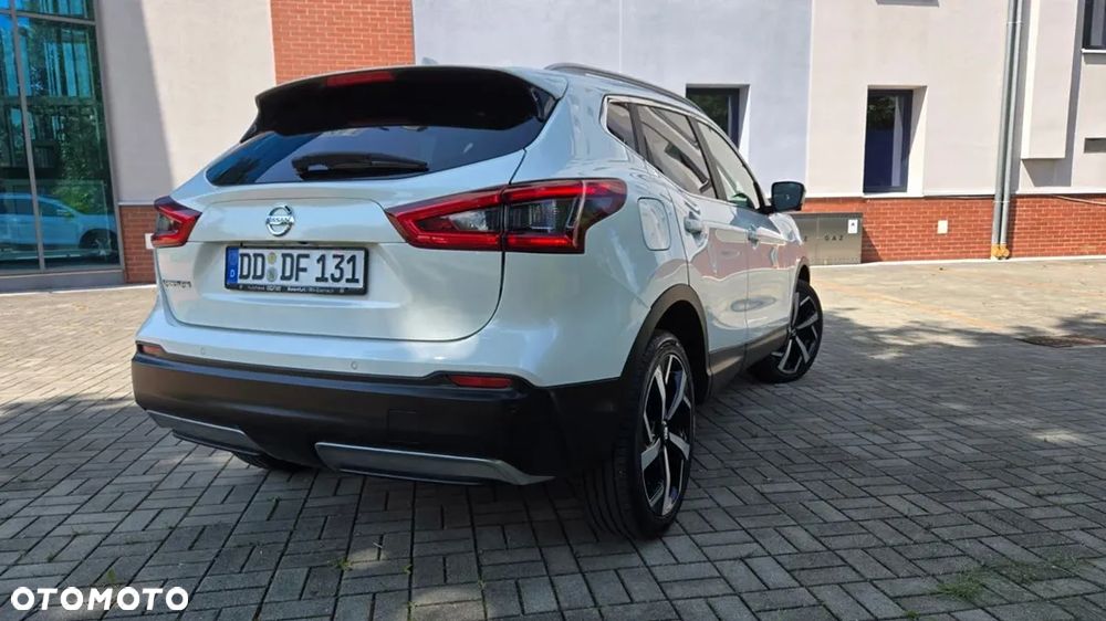 Nissan Qashqai 1.2 DIG-T TEKNA+ - 3