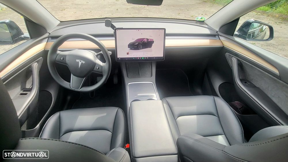 Tesla Model Y Tração Traseira - 10