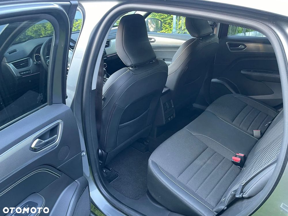 Renault Arkana TCe Mild Hybrid 140 EDC Techno - 17