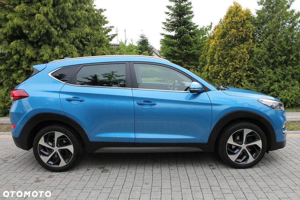 Hyundai Tucson 1.7 CRDI BlueDrive Style 2WD - 10
