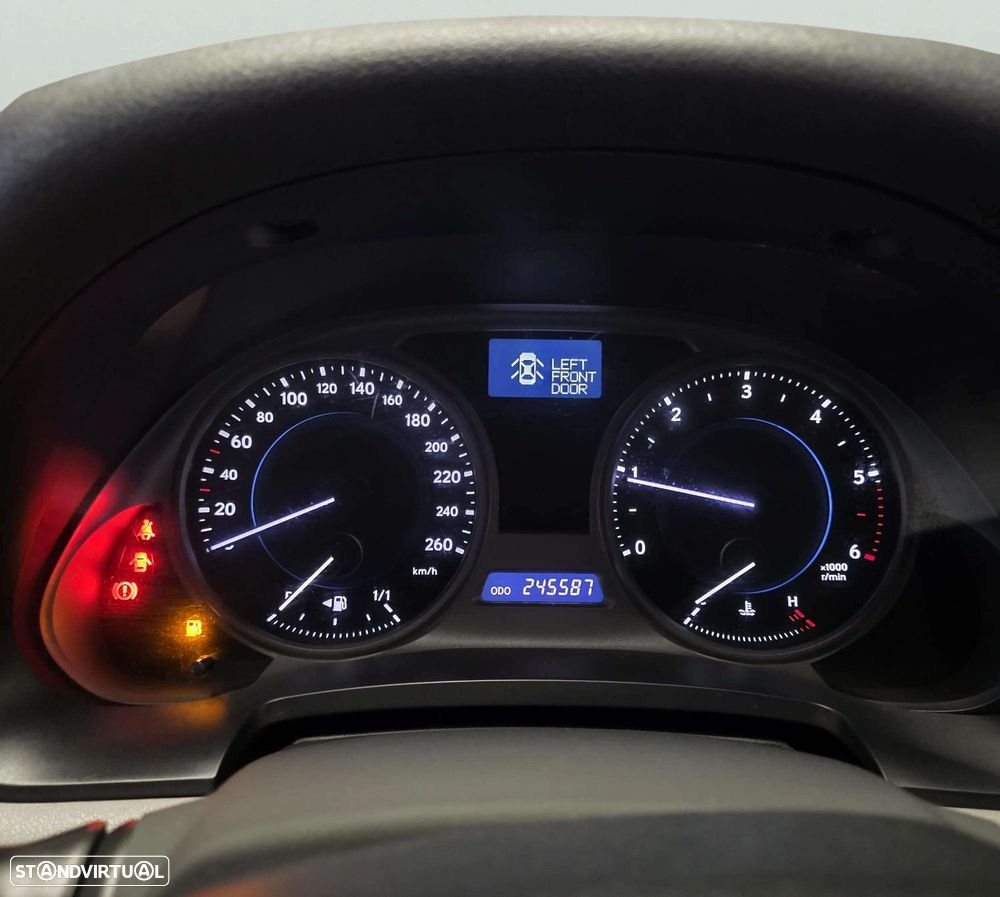 Lexus IS 220 d Executive Line - 15