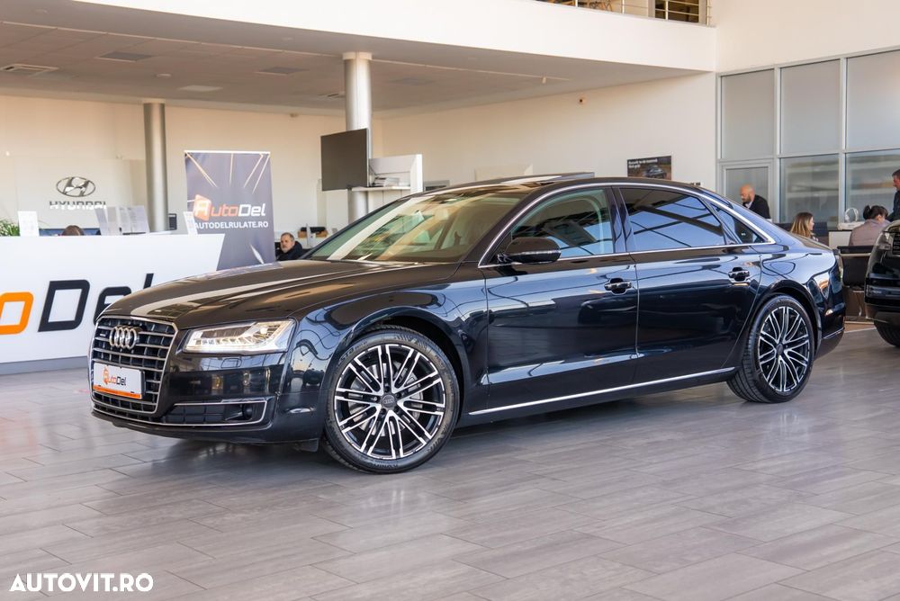 Audi A8 - 7