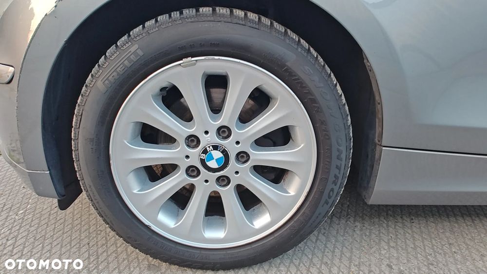 BMW Seria 1 - 22