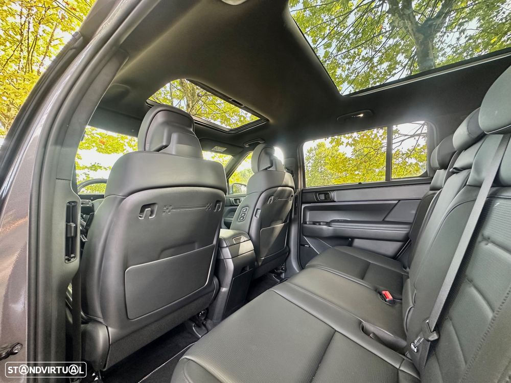 Hyundai Santa Fe 1.6 T-GDI HEV Calligraphy Pack - 22
