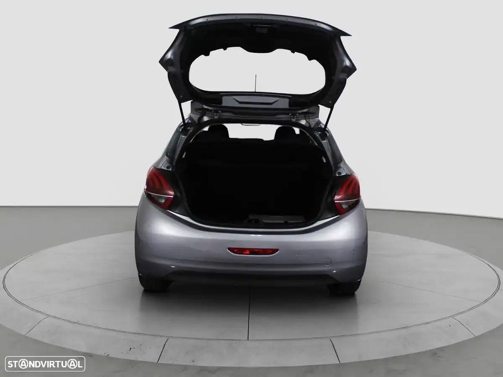 Peugeot 208 1.2 VTi SE Style - 10