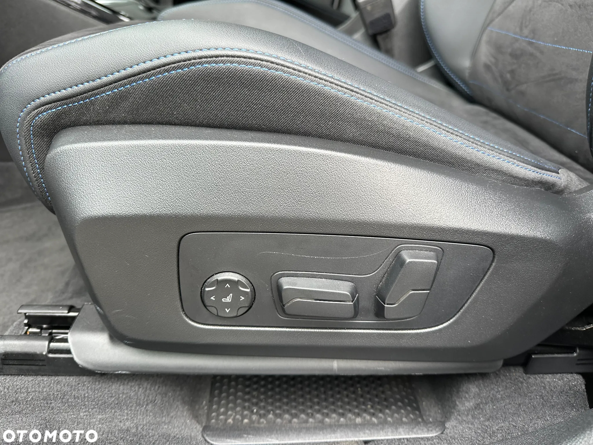 BMW X1 - 10