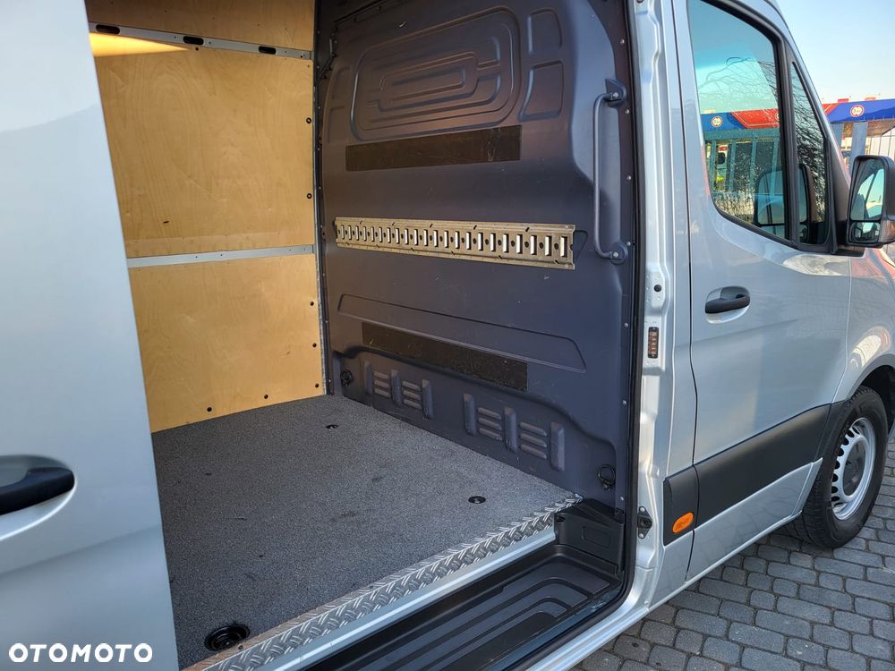 Mercedes-Benz SPRINTER 907 316 CDI-L2 H2 -KLIMA-HAK 3500KG-ŁADNY - 9