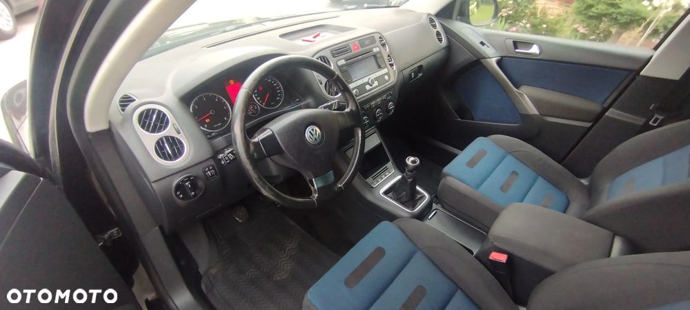 Volkswagen Tiguan 2.0 TDI DPF 4Motion Team - 10