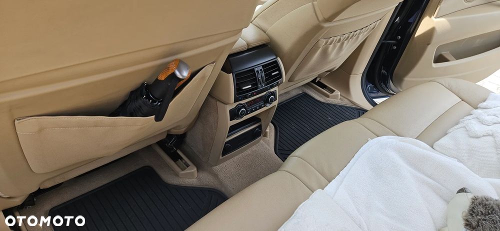 BMW X5 3.5i xDrive - 19