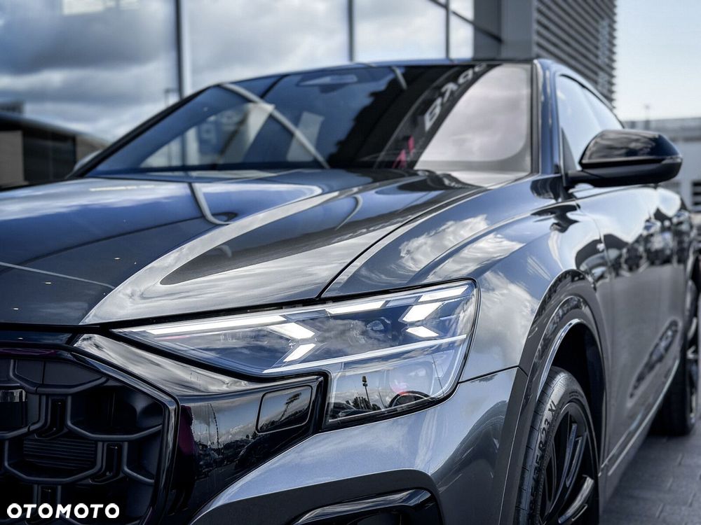 Audi Q8 - 5