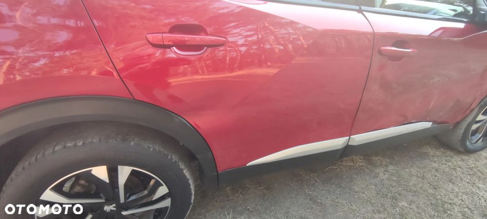 Peugeot 2008 1.5 BlueHDi GT Line S&S EAT8 - 6