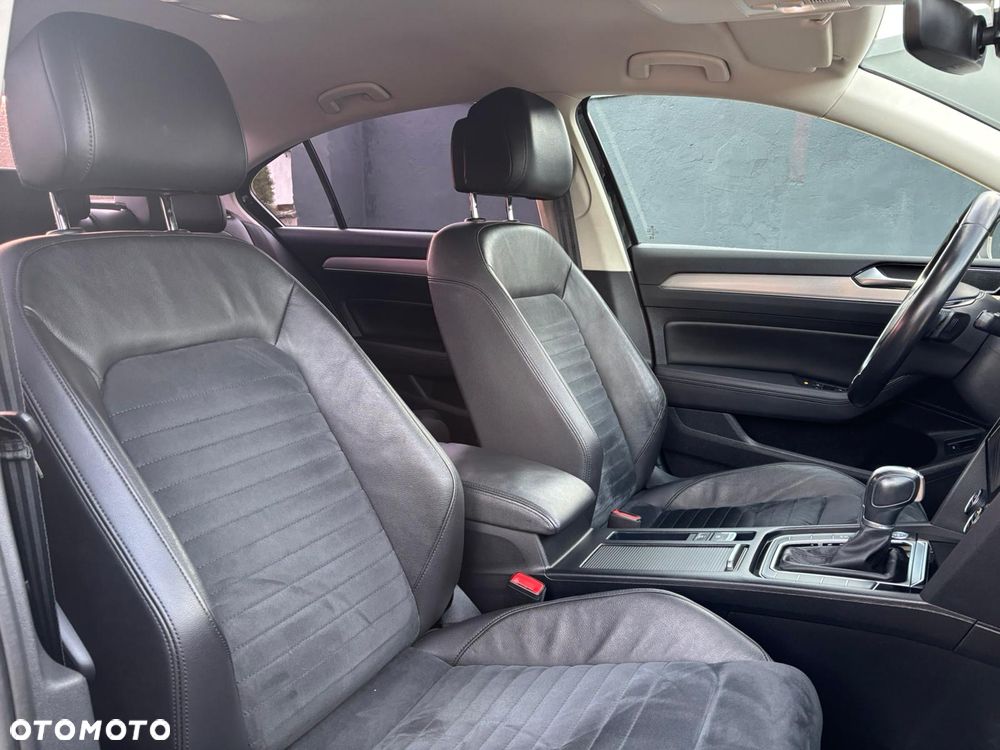 Volkswagen Passat 2.0 TDI BMT Highline DSG7 - 19