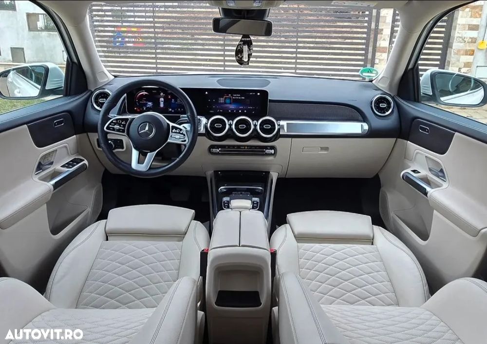 Mercedes-Benz GLB 220 d 4MATIC 8G-DCT AMG Line - 19