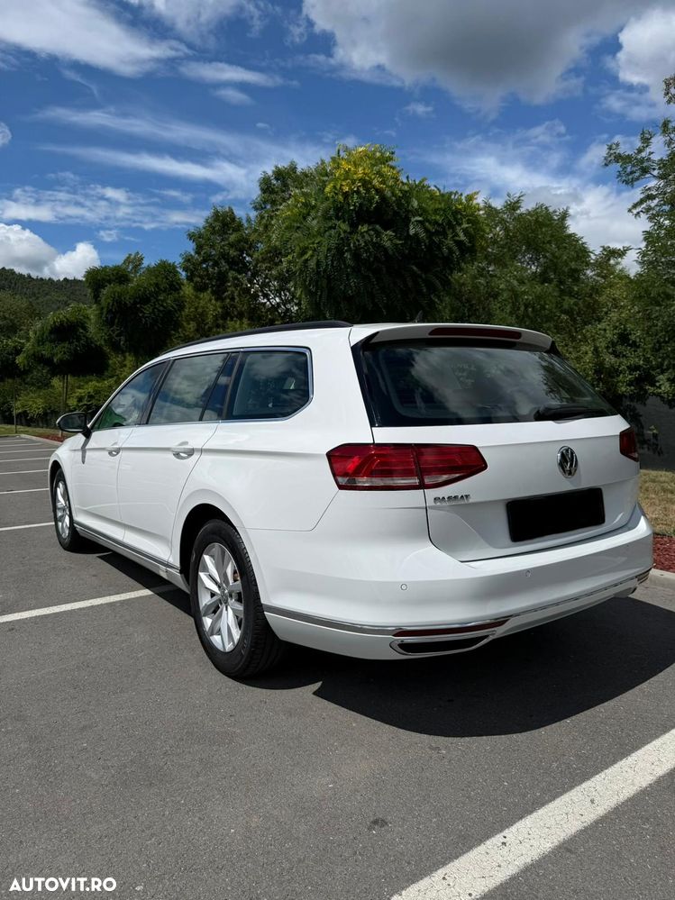 Volkswagen Passat 2.0 TDI SCR DSG Comfortline - 7