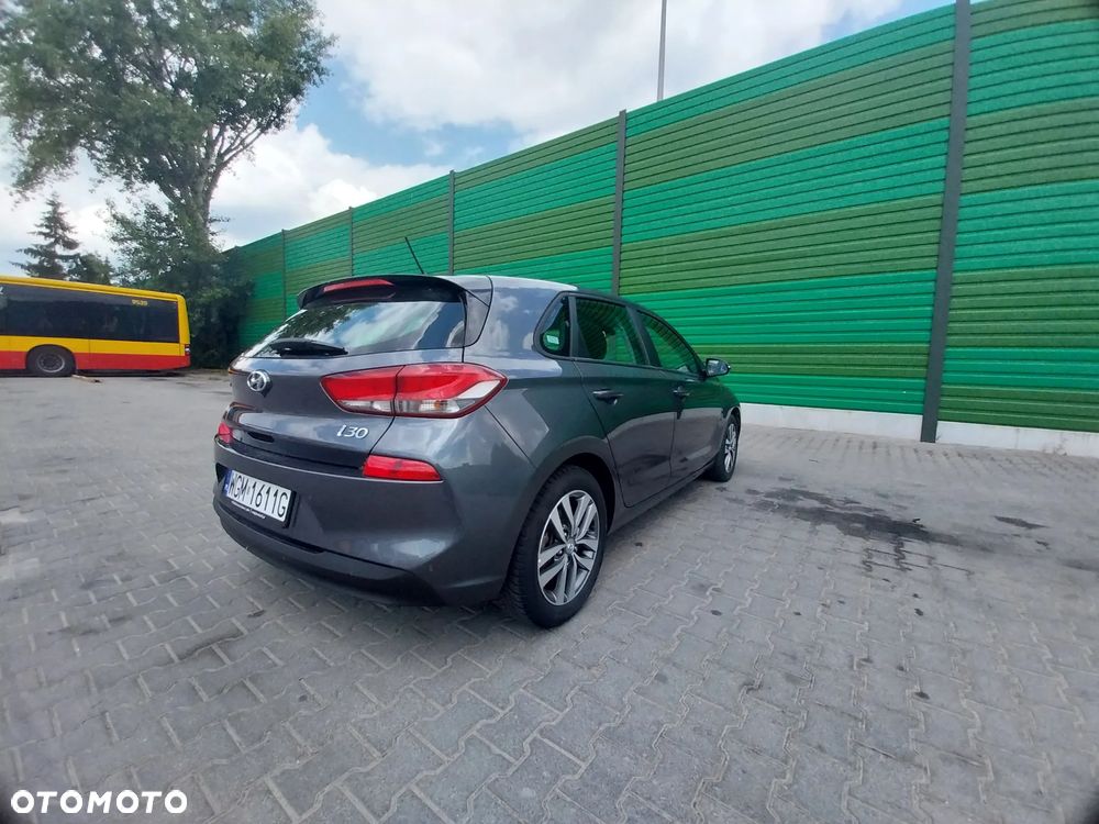 Hyundai i30 1.4 Classic + - 5