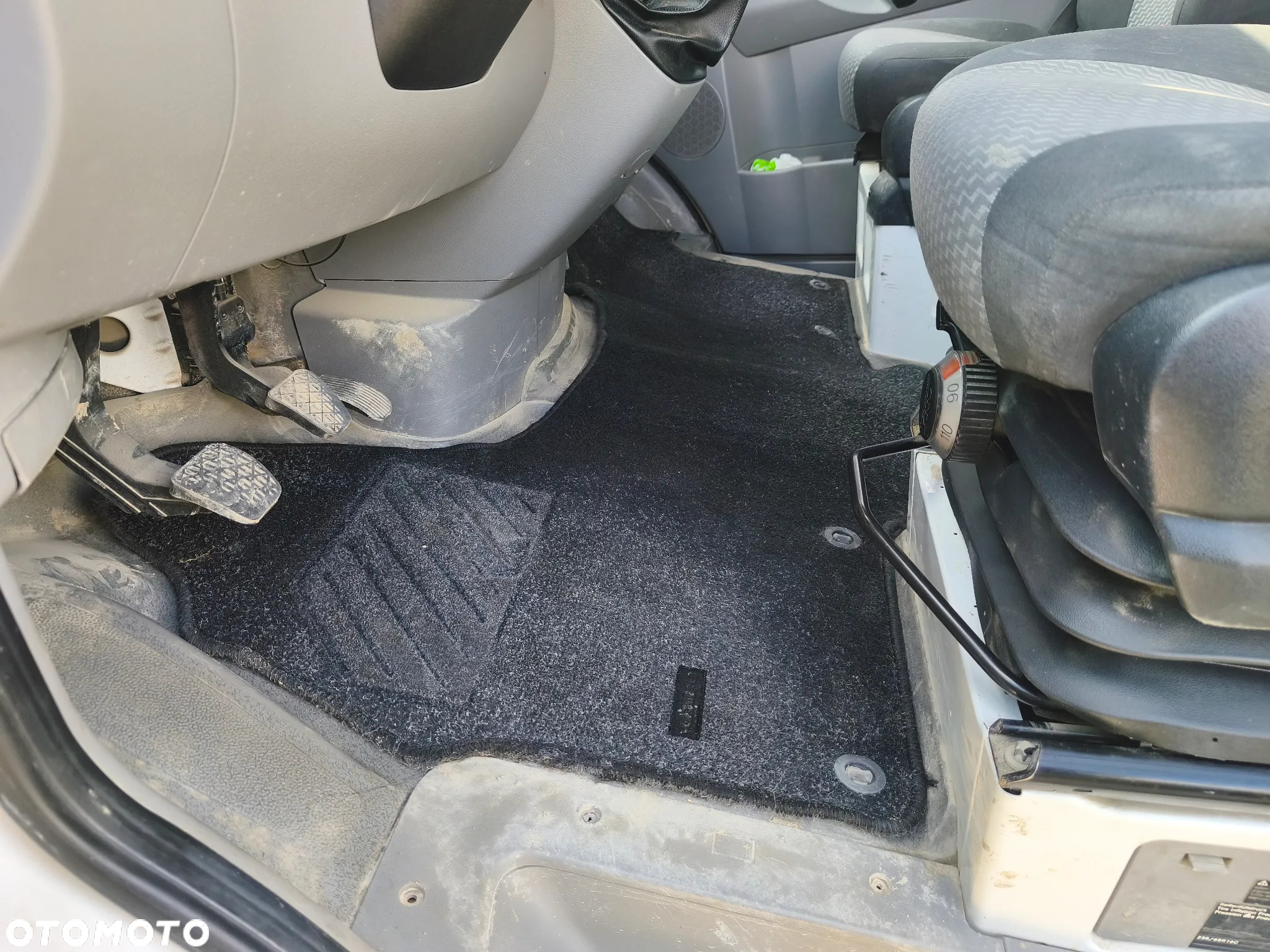 Volkswagen CRAFTER - 18