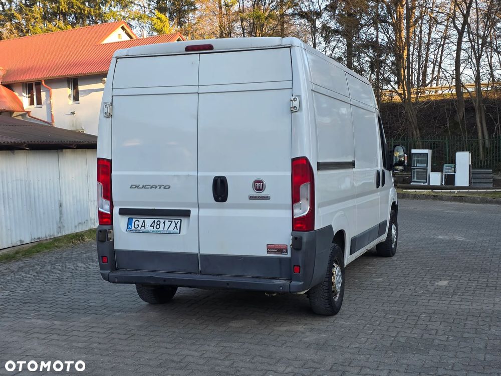Fiat Ducato Furgon L2H2 - 12