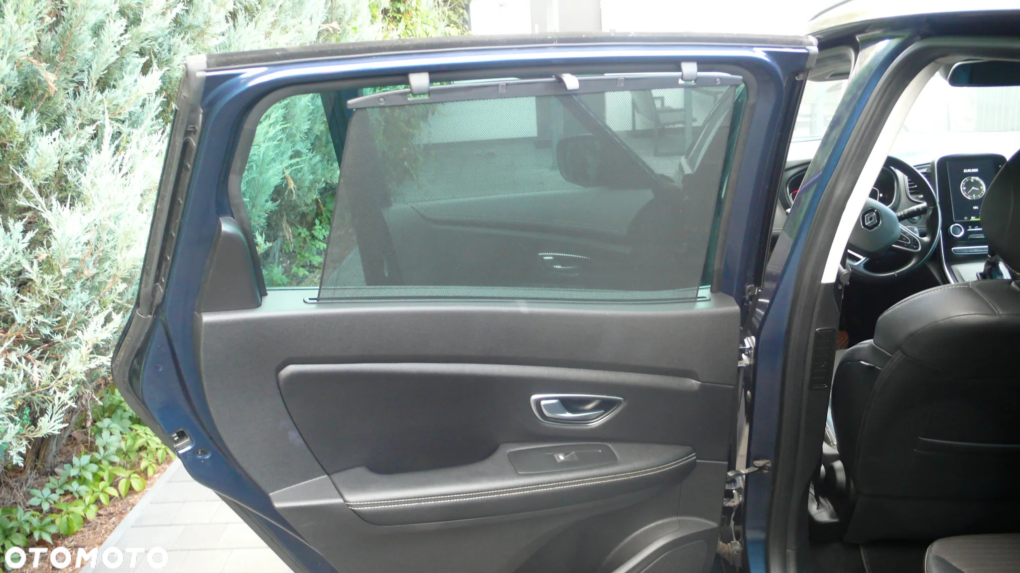Renault Grand Scenic TCe 140 GPF EDC BLACK EDITION - 14
