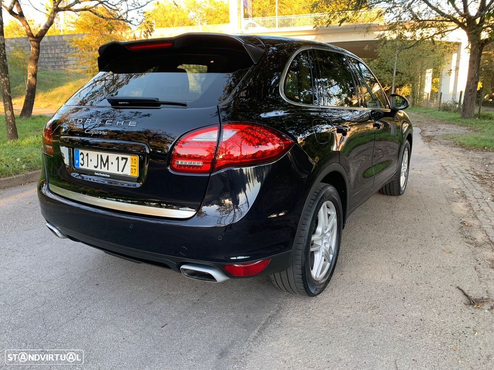 Porsche Cayenne - 6