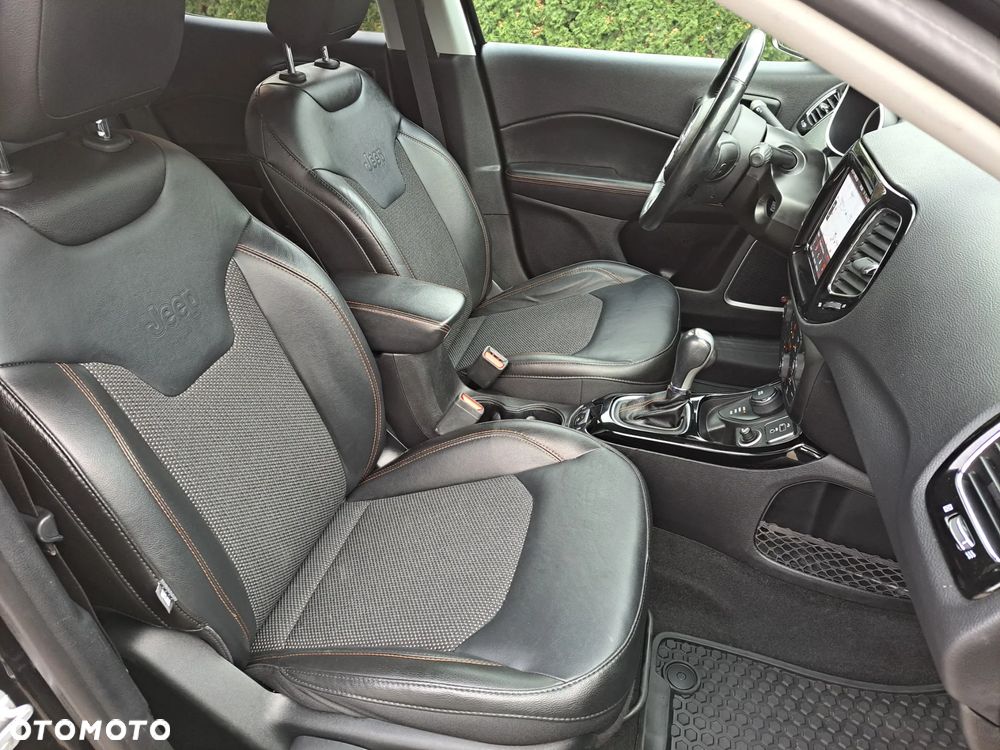 Jeep Compass 2.0 MultiJet Active Drive Automatik Limited - 25