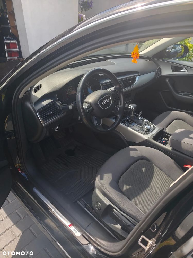 Audi A6 Avant 2.0 TDI Ultra DPF S tronic - 11