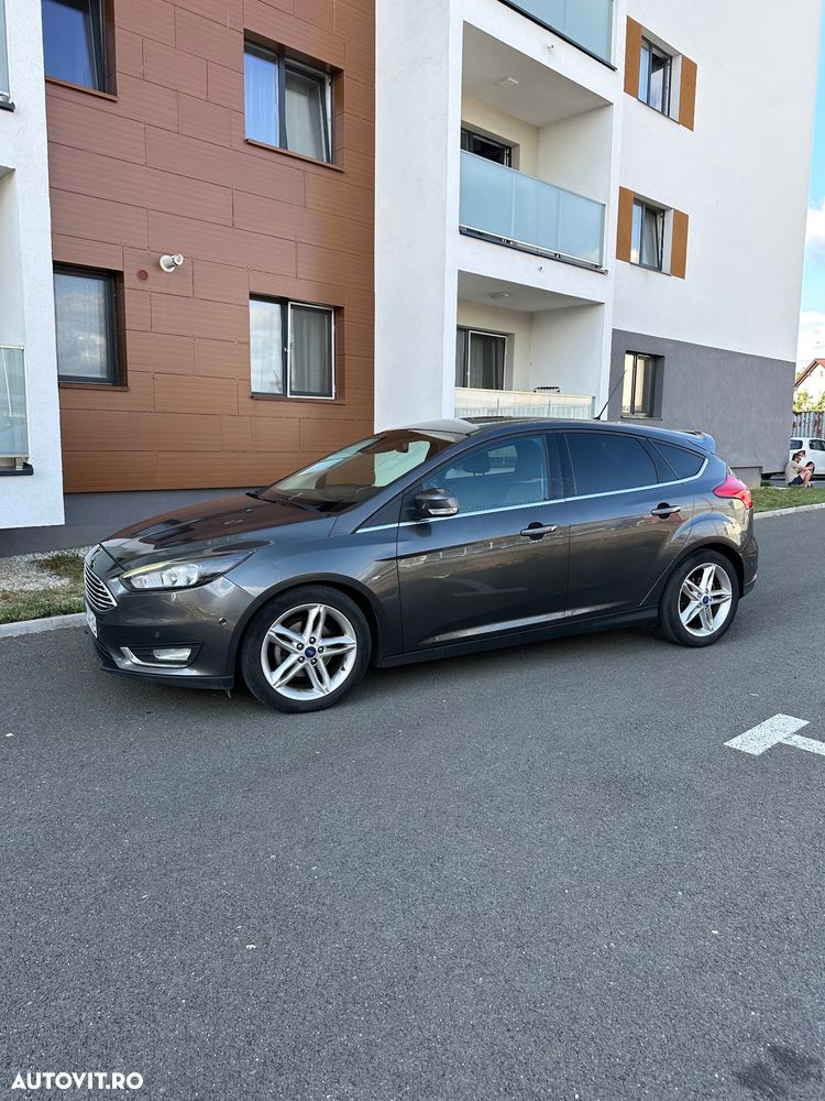 Ford Focus 1.6 TDCi DPF Titanium - 2
