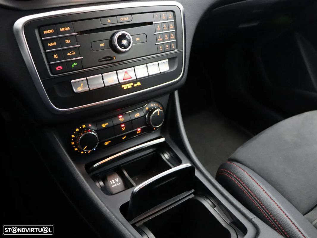 Mercedes-Benz CLA 180 d Shooting Brake AMG Line Aut. - 22