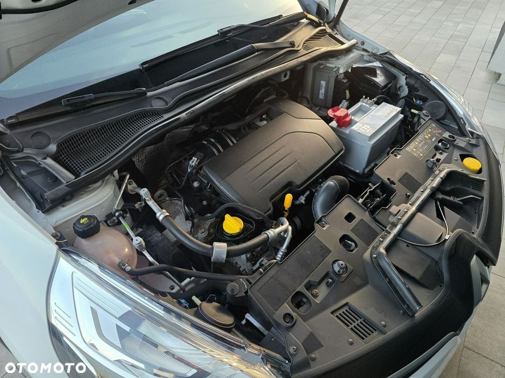 Renault Clio 1.2 16V 75 LIMITED - 12