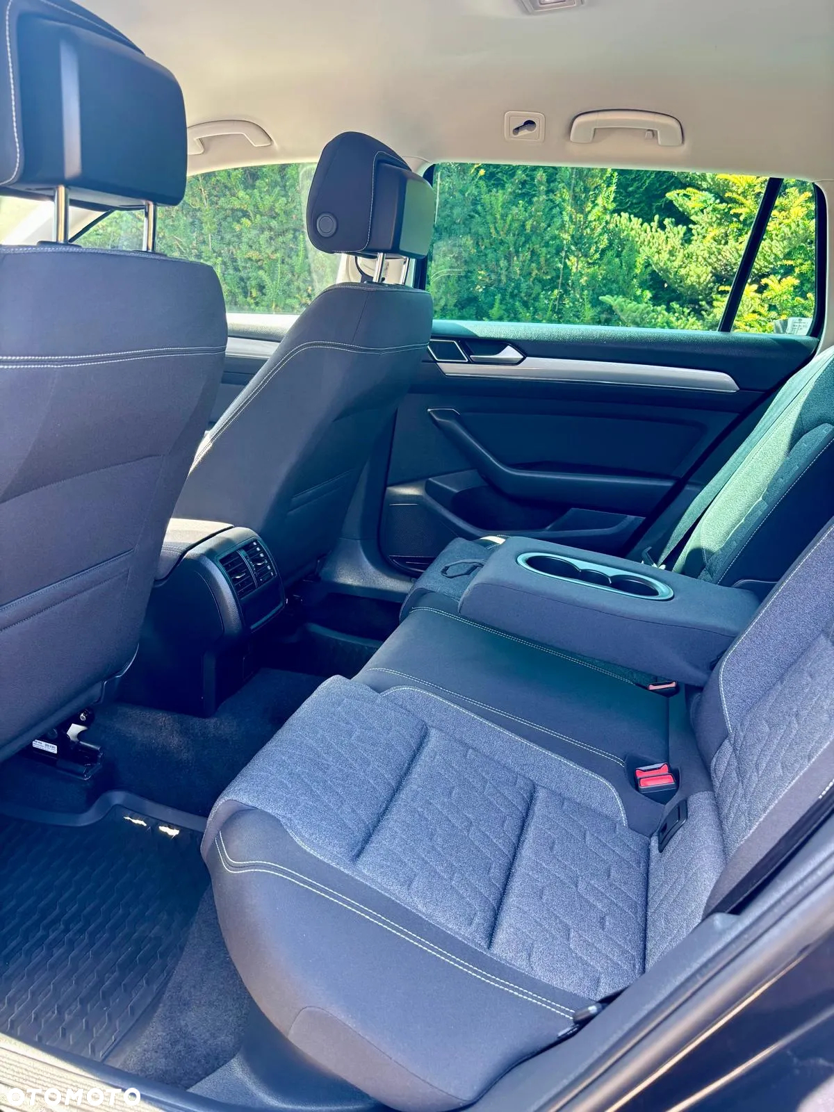 Volkswagen Passat Variant 1.5 TSI OPF Comfortline - 17
