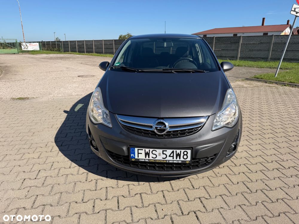 Opel Corsa 1.4 16V 150 Jahre - 11
