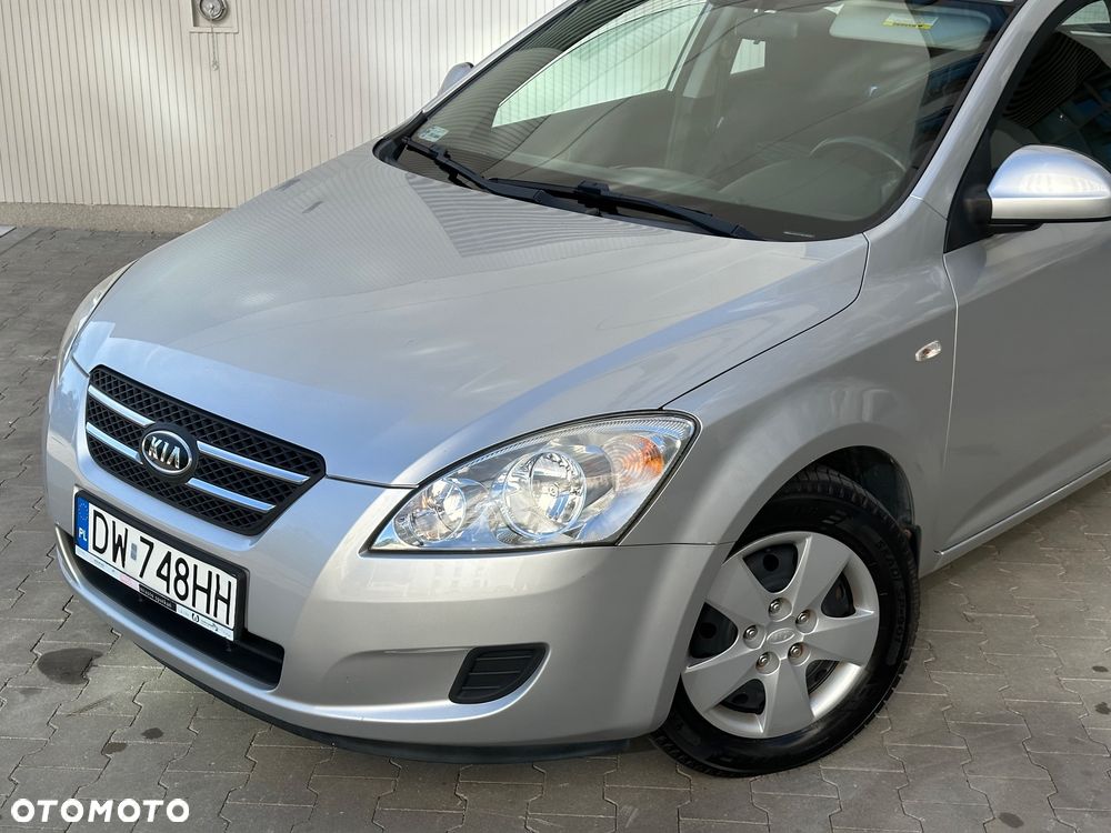 Kia Ceed 1.4 Comfort - 10