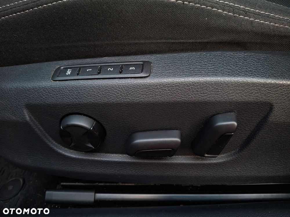 Skoda Superb 2.0 TDI Style DSG - 10