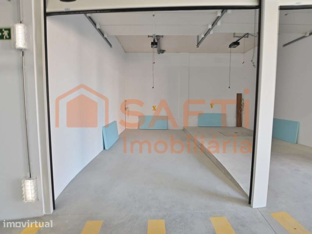Box de garagem fechada | S. Bernardo, Aveiro - Grande imagem: 5/8