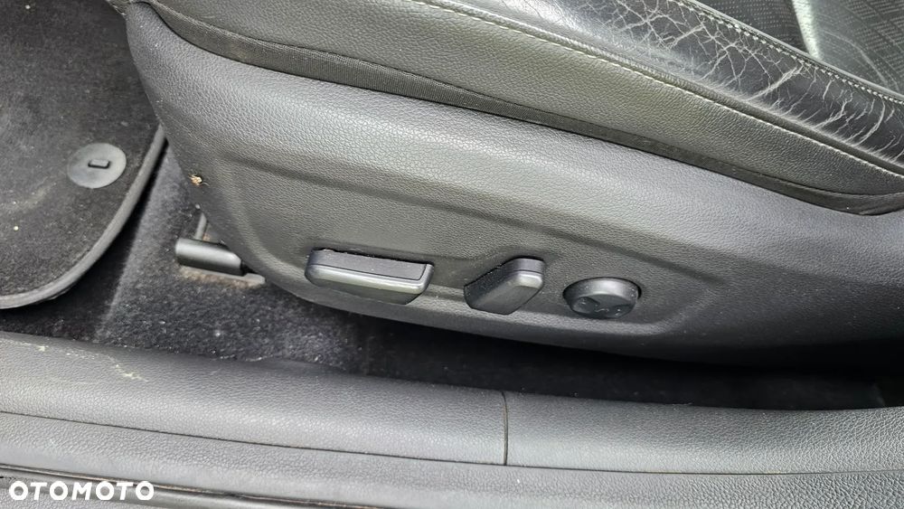 Hyundai i30 1.4 T-GDI Premiere Luxury DCT - 20