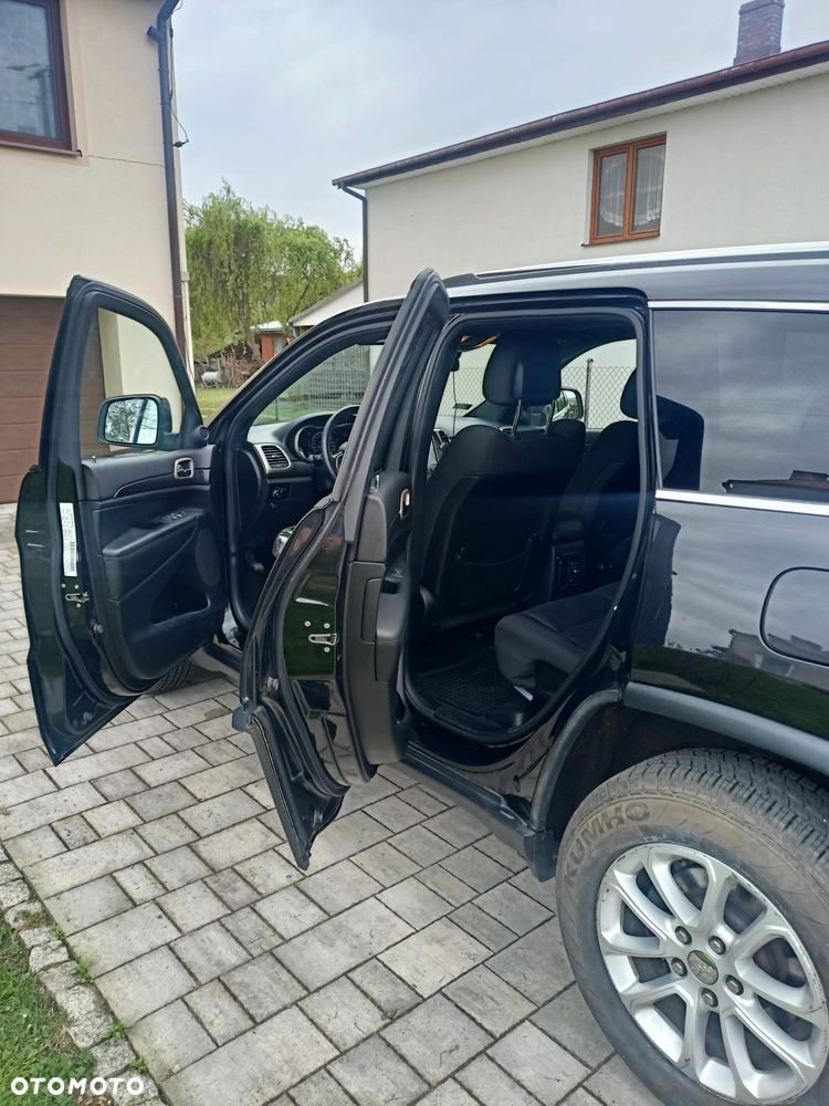 Jeep Grand Cherokee - 10