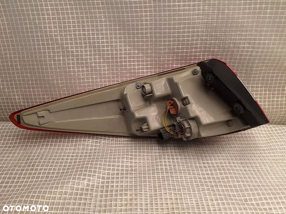 lampa tyl tylna prawa hyundai ix35 lift 2013- led 92402-2y500 orginal demontaz EUROPA - 5