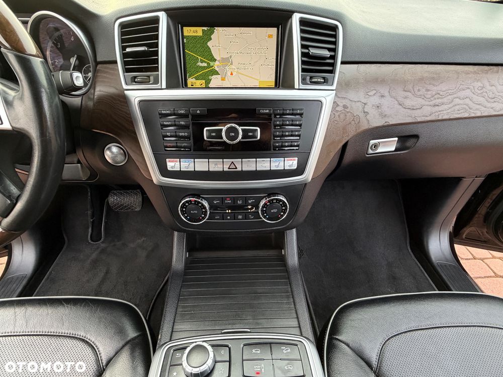 Mercedes-Benz ML 350 BlueTEC 4MATIC 7G-TRONIC Edition 1 - 27