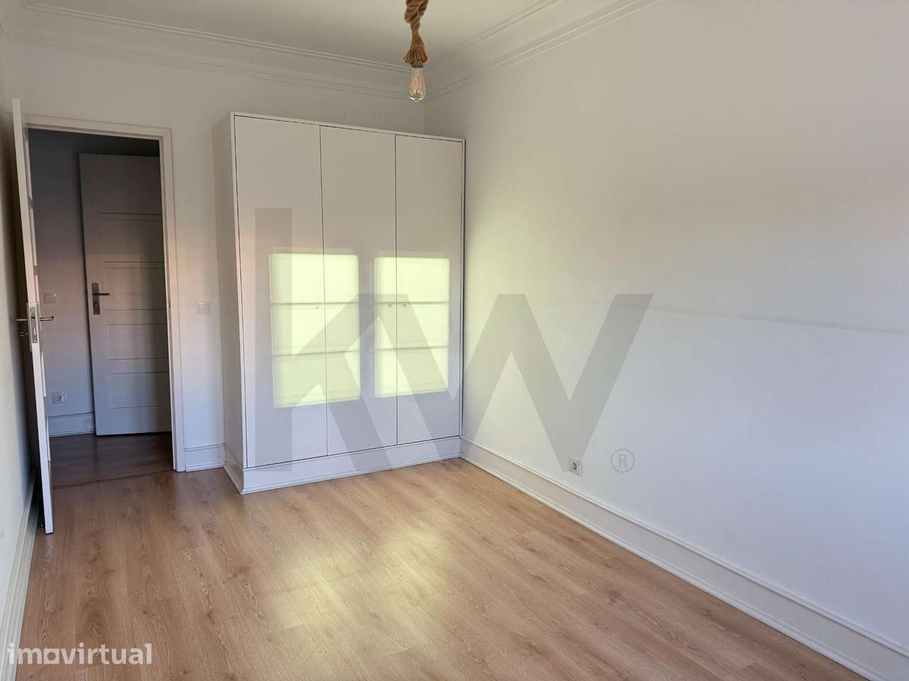 Apartamento T1 na Avenida 5 de Outubro - Grande imagem: 2/21
