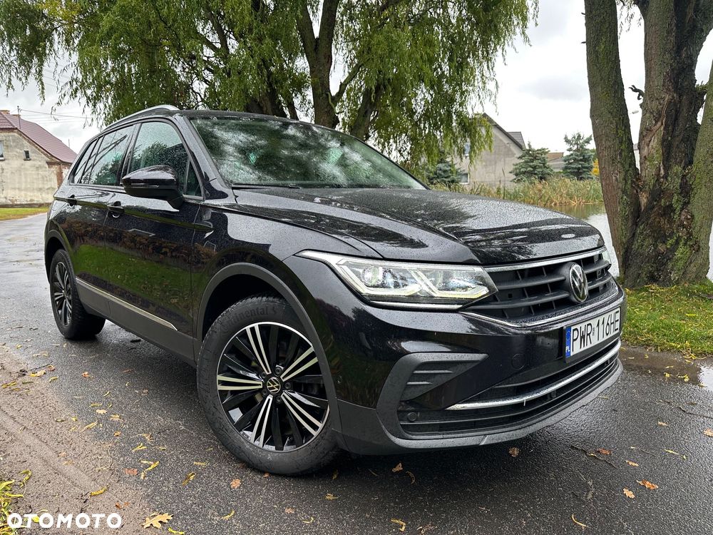 Volkswagen Tiguan - 12